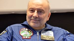 La conquista della Luna nel 1969 fu una competizione politica e ideologica,  oggi una sfida hi-tech e di business