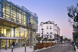 Mediatheque De La Garenne Colombes Parijs