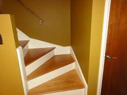 We include sketches, photographs, and examples of defects used in inspecting indoor or outdoor stairs, railings, landings, treads. See Anything Wrong With The Stair Rail Interior Inspections Internachi Forum