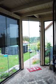 Sommergarten Mit Glasturen Und Schiebewanden Fenster Schmidinger Sommergarten Wintergarten Holz Glastur