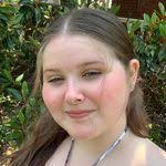 Erika Holcomb's Instagram, Twitter & Facebook