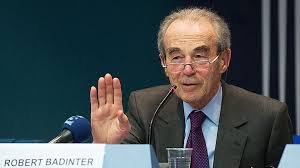 Marts 1928) er en fransk advokat, politiker og forfatter, der vedtog afskaffelsen af dødsstraf i frankrig i 1981, mens han tjente som justitsminister under françois. Robert Badinter Presidency Of France French Personalities 1949 2019