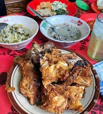 Variasi resep ayam panggang lain yang bisa anda buat di rumah adalah ayam panggang kecap. Ayam Panggang Bu Setu Di Magetan Hidangan Ndeso Digemari Para Pejabat Sejak 1991