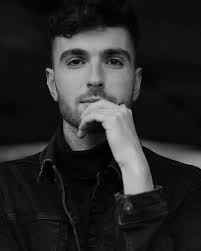 In 2019, duncan laurence won eurovision with a song about heartbreak. Duncan Laurence Photos 23 Of 50 Last Fm