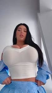 @ClaudiaRiviers video Tweet