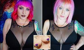 Artist and YouTuber posts pictures of her breast reduction on social media  | Daily Mail Online