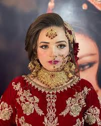 Afsheen Ali's Instagram, Twitter & Facebook