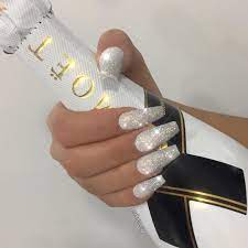 Chaunlegend B C It S Nye Silver Glitter Nails Silver Nails Nails