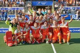 Lees de 8 antwoorden op deze vraag en bekijk vele andere vragen over hockey op goeievraag. Selectie Oranjeheren Ek Hockey 2019 Hockeykrant