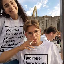 Även moderaterna har ett stort ungdomsförbund. Luf Di Twitter Idag Tar Vi Ett Sista Bloss For Friheten Imorgon Ar Det Har Forbjudet Frihetenarrokt
