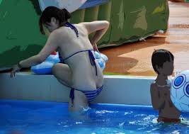 水着】子連れでもビキニ着る若妻が無防備でエロ過ぎるｗｗｗ4 | ぴんくなでしこ：エロい素人画像まとめ