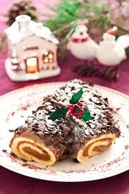 Roll A French Chocolate Buche De Noel Yule Log For Christmas Recipe Italian Christmas Cake Christmas Cake Christmas Food