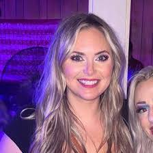 Jocelyn Andrzejewski's Instagram, Twitter & Facebook