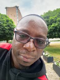 Day 2 in Kingston, Ontario Canada 🇨🇦. The city of a 1000 islands.  Familiarization tour around the Queens University. Nice place and beautiful  scenes.