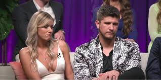 Love Is Blind Why Amber Pike And Matt Barnett Virtually Received Divorced Binge Post Love is blind has become a viral hit after landing on netflix recently.