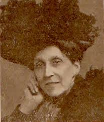 Maude Nichols's Instagram, Twitter & Facebook