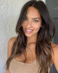 Tisha Cunningham's Instagram, Twitter & Facebook