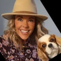 Janet Vanderbilt's Instagram, Twitter & Facebook