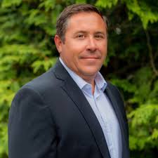 Tom Kirsch, Real Estate Agent