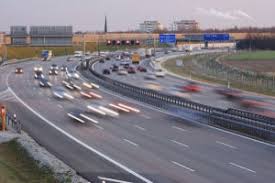 Wie komme ich vom rahmenlehrplan zur einzelnen unterrichtsstunde? Einfadelungsstreifen Zur Autobahn Fahrschule 2021