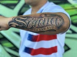← tatouage homme avant bras petit. Tatouage De Nom Sur L Avant Bras Pour Homme Comment Creer Le Meilleur Design Tatouage Zenidees