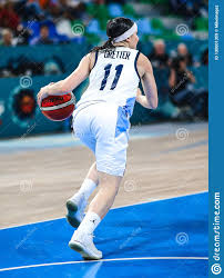 Hay muchas cosas para mejorar y nosotras como jugadoras junto al cuerpo técnico estamos. Jugador De Basquet De Sexo Femenino De La Argentina Melisa Gretter En La Accion Imagen De Archivo Editorial Imagen De Deportes Corrida 130001359