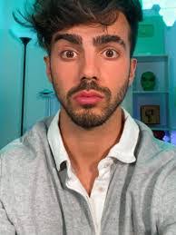 Briana Botello's Instagram, Twitter & Facebook