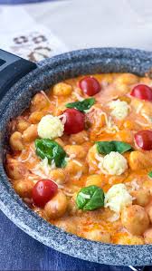 Auch wenn gnocchi häufig unter pasta geführt sind, werden sie aus kartoffeln zubereitet. Gnocchi Tomaten Mozzarella Saltsugarlove