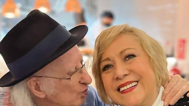 Guerra entre la viuda de Juan Tamariz y los cuatro hijos del mago: ella los  acusa de "llevarlo a una residencia a mis espaldas"