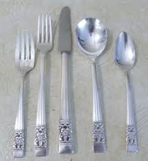 Oneida twin star teaspoons, set of 6, community stainless flatware, atomic and mid century great replacement or additional pieces of twin star flatware by oneida community. 46 Pcs Oneida Community Silverplate Coronation Flatware Oneida Community Oneida Flatware