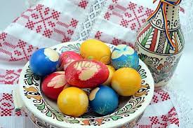 Découvrez la large gamme de produits de la société cattin frères. Cum Se Vopsesc Ouale De Pasti Cu Model Gina Bradea