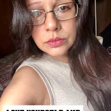 🥁 @tommylee tearing up the place