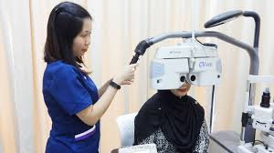 Winner of numerous national awards and also recognised worldwide, our doctors and staff work together to make sure only the best is done for you. Vista Eye Specialist Pengalaman Dan Rawatan Mata Kering Ayue Idris