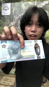 PEKENG PERA Kahit ang bagong polymer banknotes ay sinusubukan na rin p...