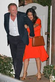 The actress took fans by surprise in march 2007 when she announced that she was both engaged and expecting.in september 2007, she and her fiancé welcomed daughter valentina paloma and. Giggly The Happy Couple Aged 50 And 54 Respectively Clutched Onto Each Other As They Ex Salma Hayek Fancy Dress Code Salma Hayek Photos