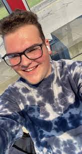 Caitlin Hulbert's Instagram, Twitter & Facebook