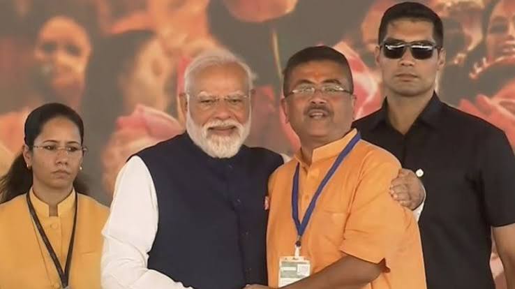 Double Engine Govt West Bengal - Double Engine Sarkar: বাংলায় গড়াচ্ছে 'ডাবল ইঞ্জিনে'র চাকা, কোন কোন প্রকল্প চালু হচ্ছে? - West Bengal PM Modi Central Govt Schemes BJP Double Engine now in Bengal abk - Aaj Tak Bangla
