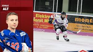 Deggendorfer Youngster Jonas Alt erhält Profi-Vertrag