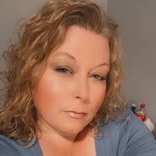 connies_sweetest_things is my ____? @summers_homemade_meals is the _____  sister. #Sisters #Beauty #Love