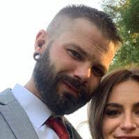 Chris Grinnell's Instagram, Twitter & Facebook