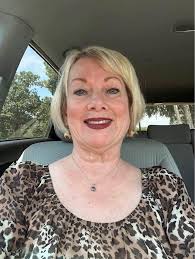 Julie Edwards Eversole (@julie.edwardssutton) • Facebook, Connect with  friends