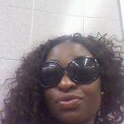 Nicole Beech (nikki_b86)