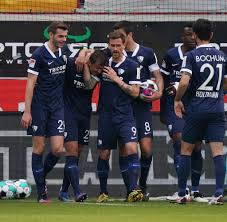 Zusammen mit bochum steigt als tabellenzweiter auch greuther fürth direkt in die beste liga des landes auf. Vfl Bochum Macht Einen Riesigen Schritt In Richtung Bundesliga Welt