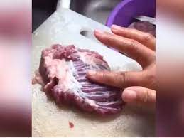 Meat moves on chopping board | Bizarre footage from Malaysia shows a slab  of meat twitching and throbbing on a chopping board [WATCH] | Trending &  Viral News