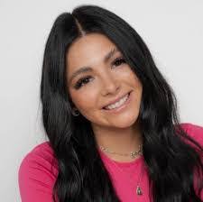 Natalee Reid's Instagram, Twitter & Facebook