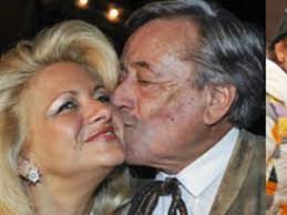 Lugner turtelt wieder mit dem Betti-Hasi