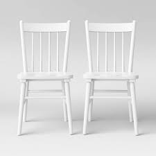 Featuring a stylish quilted back and low arm rests which sit at the perfect height, the twist dining chair is ideal for use in your dining room, kitchen or for use in your home office. White Wooden Kitchen Chairs Target