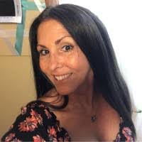 Yolanda Meikle's Instagram, Twitter & Facebook