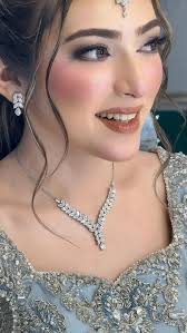 Hadiqa kiani salon faisalabad @akhyarghaniphotography For makeup details  contact 0418720395 0412602895