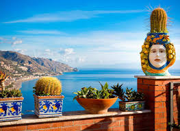 Sisilian alue on hallinnollinen alue italiassa. Sisilia Kohteet Matkat Nahtavyydet Ja Muuta Sisilia Fi